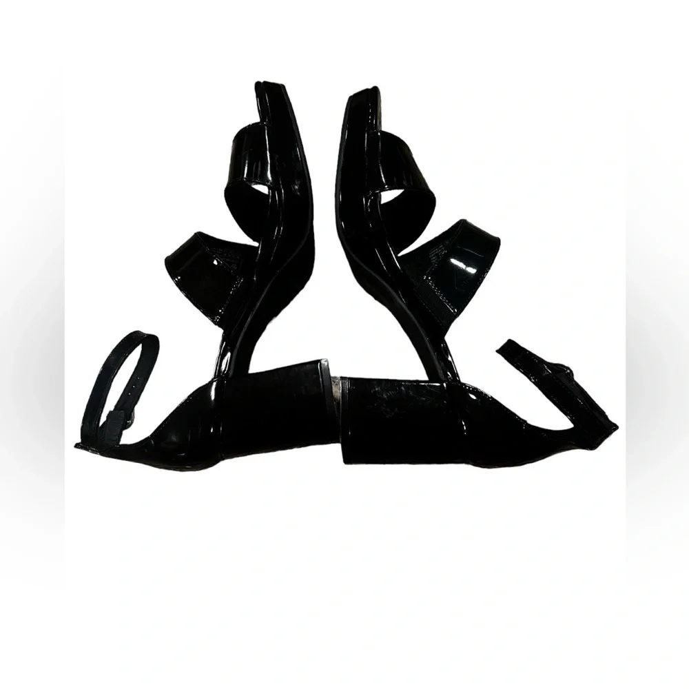 Flexi black patent platform sandals size 9.5
